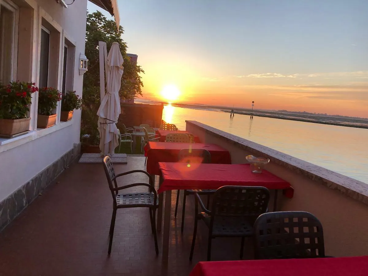 Casa Sulla Laguna Murano Guest house